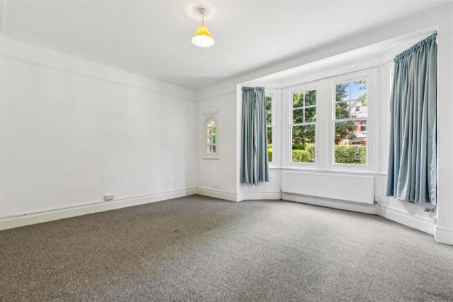 Dukes Avenue, W4 - FOR SALE