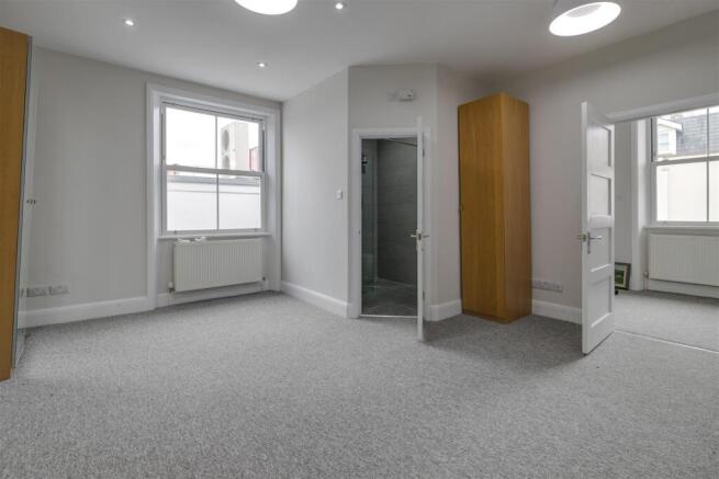 Chiswick High Road 182 TFF-3.jpg