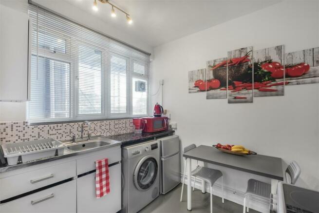 Kitchen,  Macdonald House, Eden Harper SW11