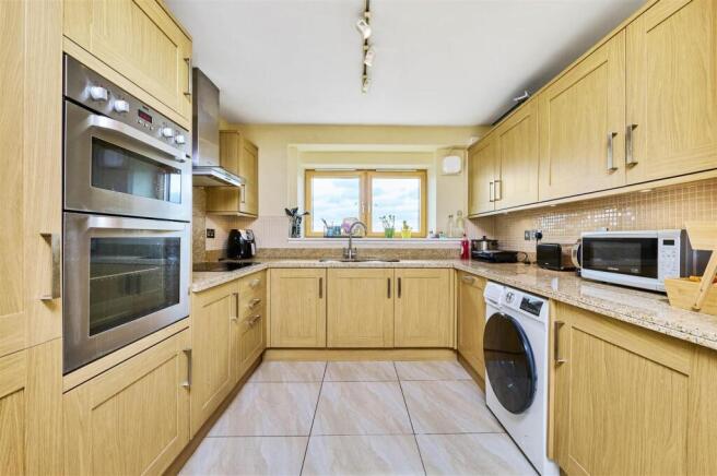 Eat-In Kitchen, Castlemaine, Eden Harper SW11