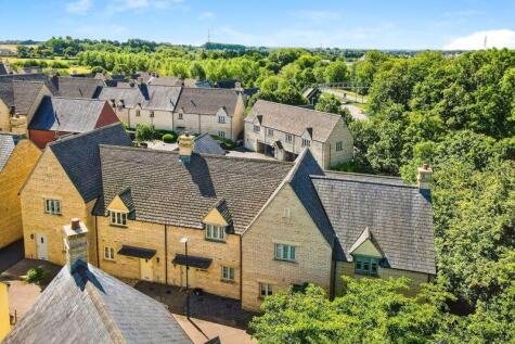 Peckham Walk, Cirencester, Gloucestershire