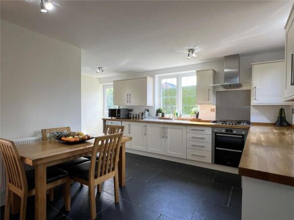 Kitchen/Breakfast