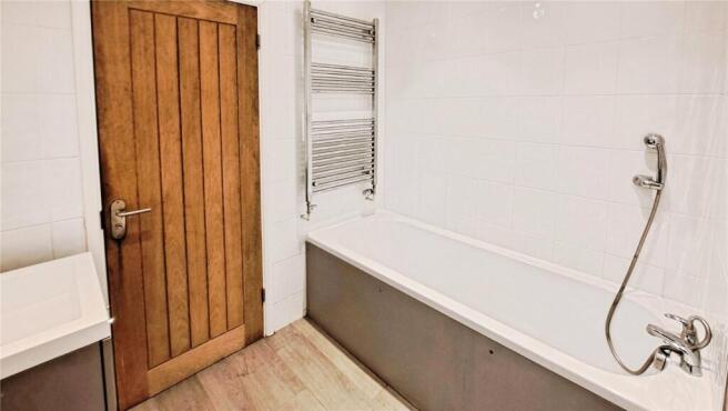 Bathroom/Wc
