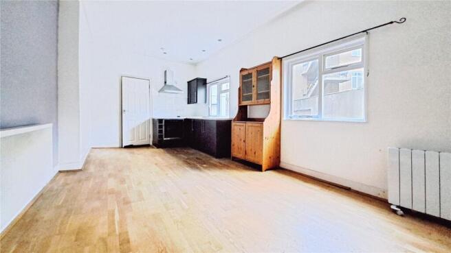 Studio Room