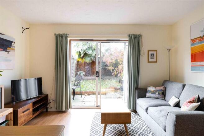 Speldhurst Road, E9