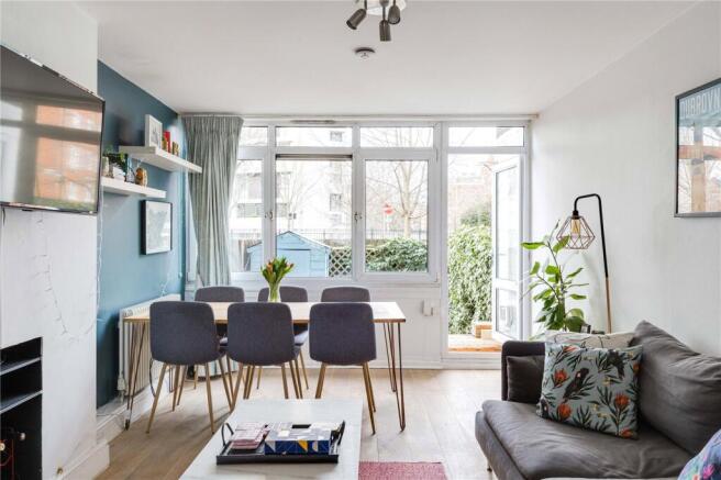Lysander House, E2