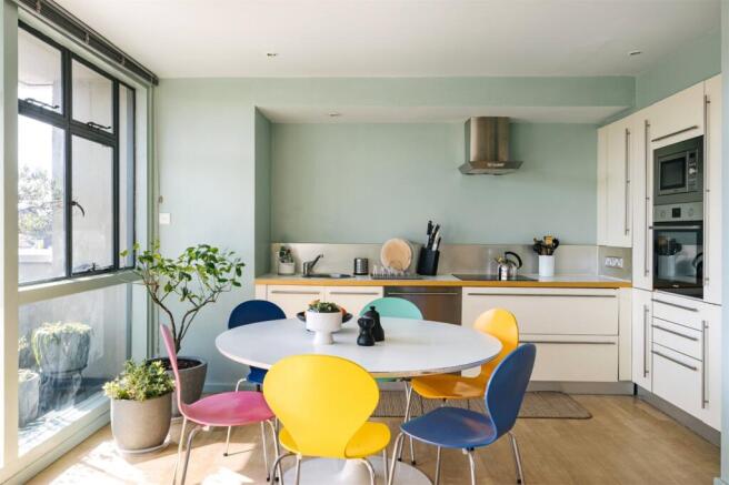 Keeling House E2