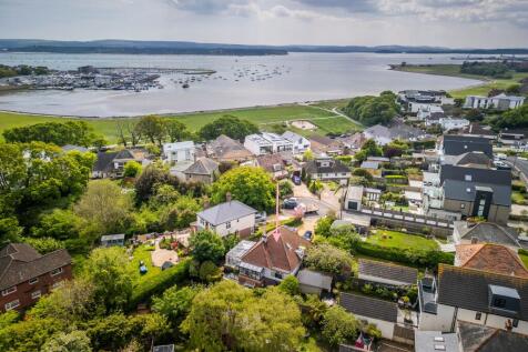 Castledene Crescent, Whitecliff, Poole BH14 8DP