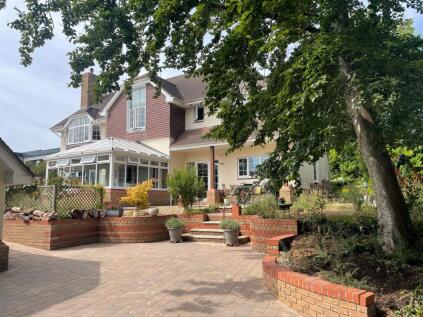 Blake Hill Crescent, Lilliput, Poole, BH14 8QW