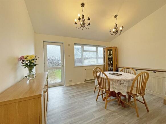 Ashdown Walk 5 Dining Room Front.jpg