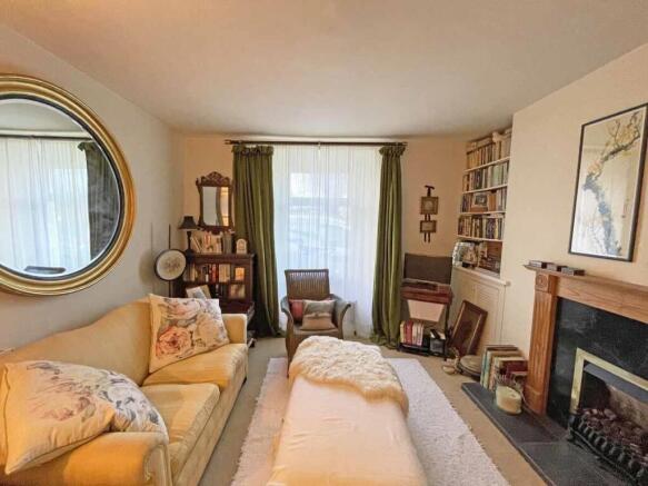 Mount Pleasant Terrace 3 Lounge 3.jpg