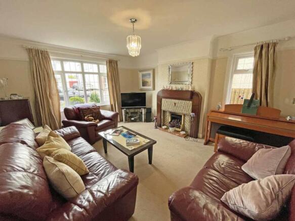 Great Berry Road 14 Lounge Front.jpg