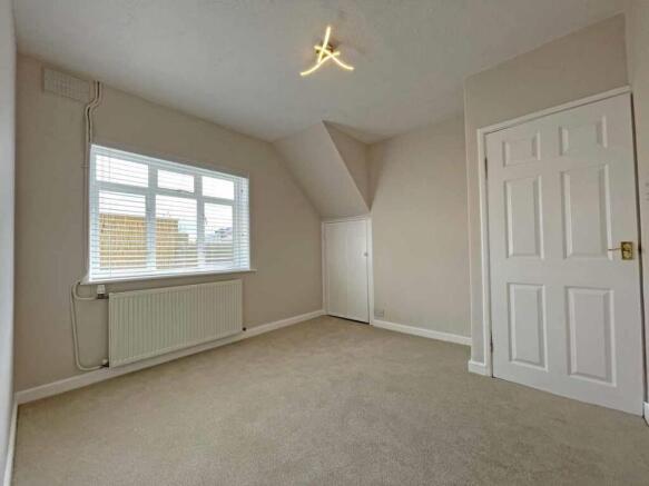 Bowden Park Road 21 Dining Room.jpg