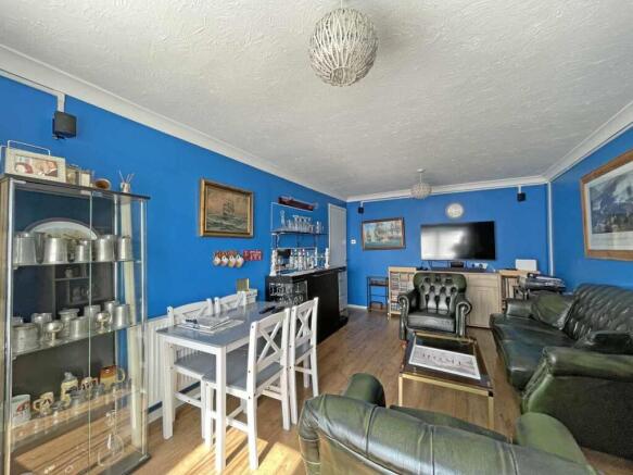 Morice Street 43 - Lounge Front...jpg
