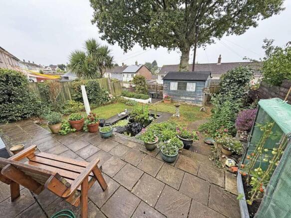 Selkirk Place 23 - Garden 1.jpg