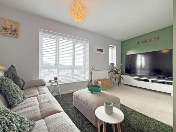 Coscombe Circus 25 - Living Room.jpg