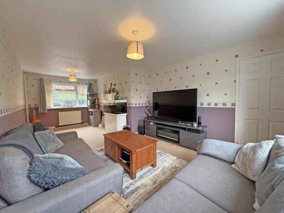 Grimspound Close 55 - Lounge Dining Room Front.jpg