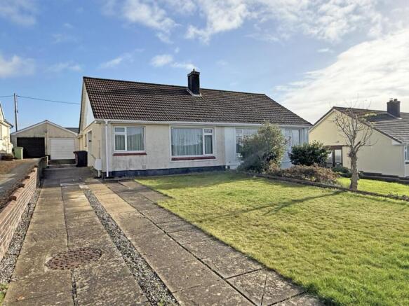 Cardigan Road 20 - Front.jpg