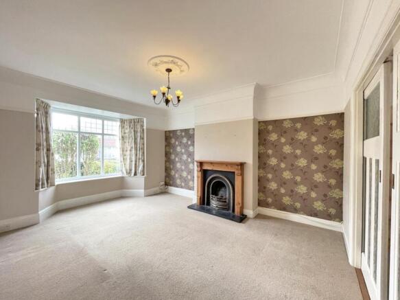 Torland Road 60 - Lounge FP.jpg