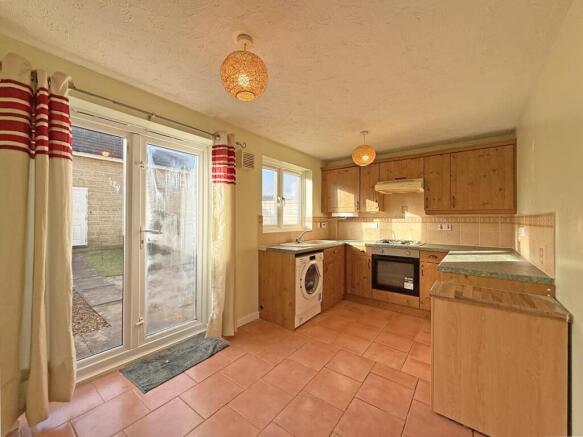 Frobisher Approach 35 - Kitchen Dining Room.jpg