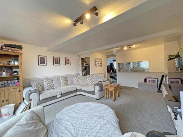 Langley Crescent 36 - Lounge Dining 2.jpg