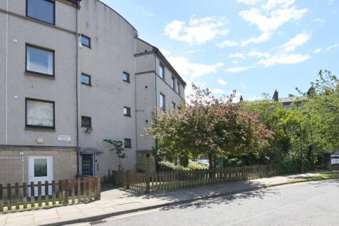 2/5 Hermits Croft, Newington, Edinburgh, EH8 9RF