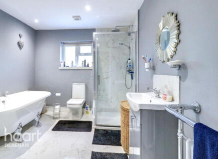 Three Post Road, Watton