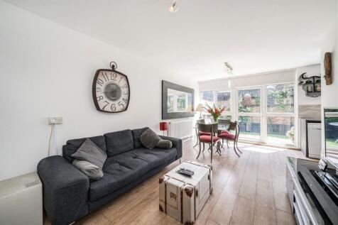 Papworth Way, Brixton