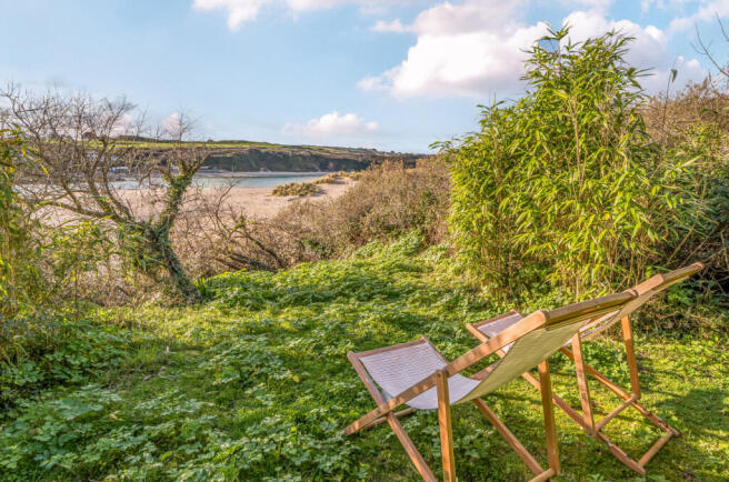 1383217-1-691b30f...