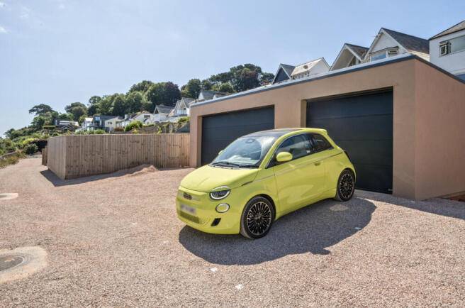 1320094-2-686e63f...