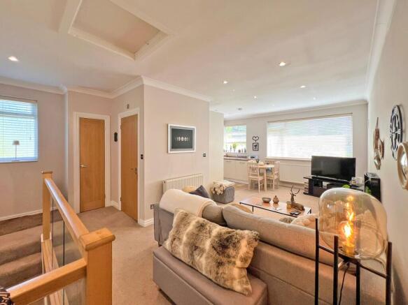 Living/Dining Area