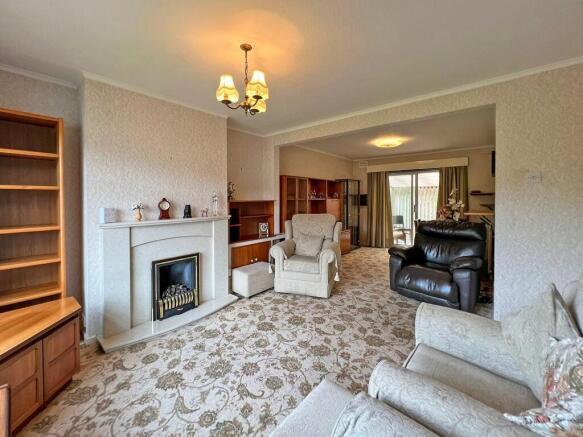 Living/Dining Room