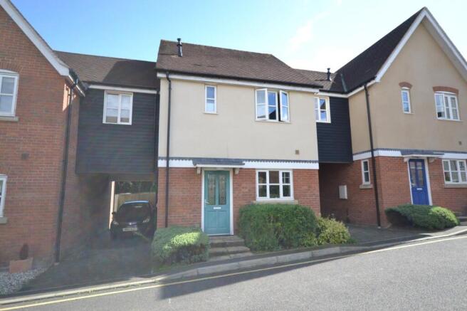 8 Weavers Close NEW