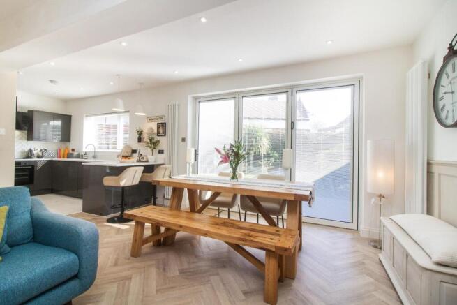 Kitchen/Dining Room