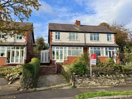 Hillcourt Road, Romiley