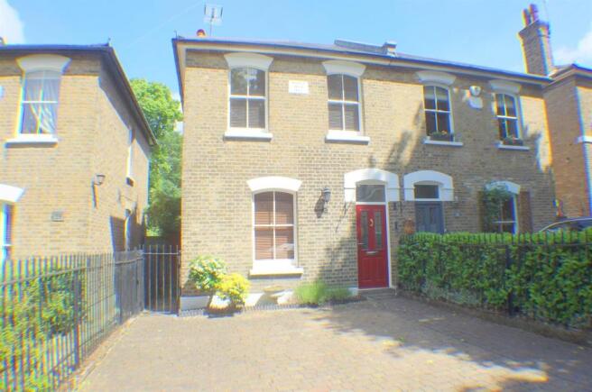 3 Bedroom Houses To Rent In Enfield Borough 3 Bedroom Houses To Rent In Enfield Borough