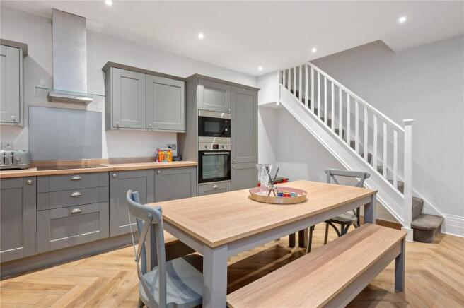 Kitchen/ Dining Area