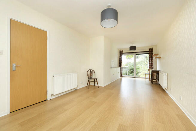 Sitting/Dining Room 