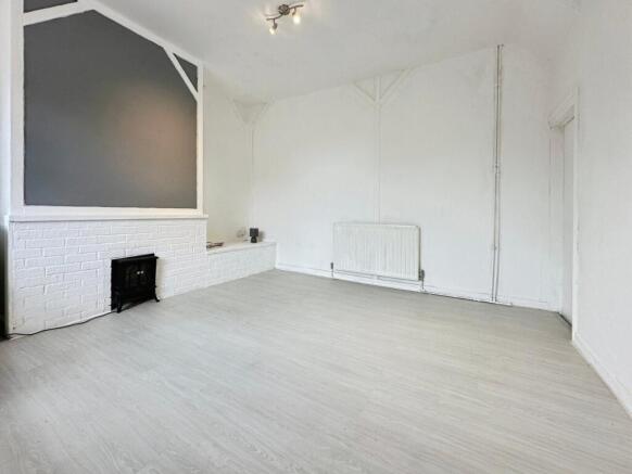 Kitchen/Living Area