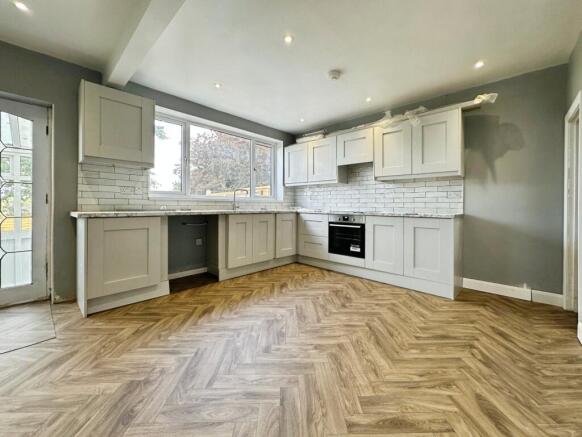Kitchen/Dining Area