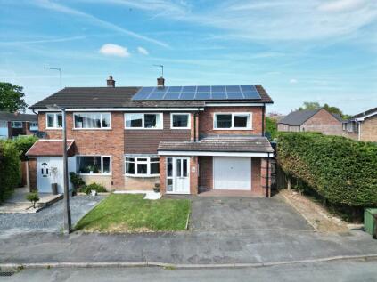St. Lawrence Way, Gnosall, ST20