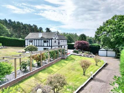 Eccleshall Road, Loggerheads, TF9