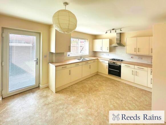 Kitchen/Dining Area