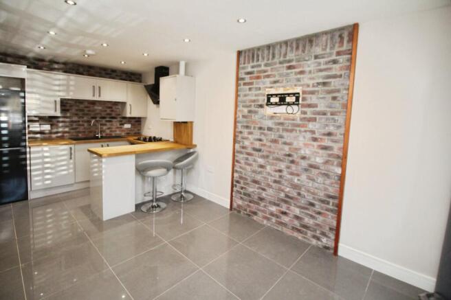 Lounge/Kitchen