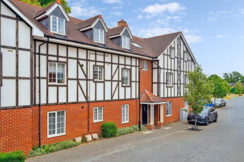 Grange Road, Chalfont St Peter, Gerrards Cross, SL9