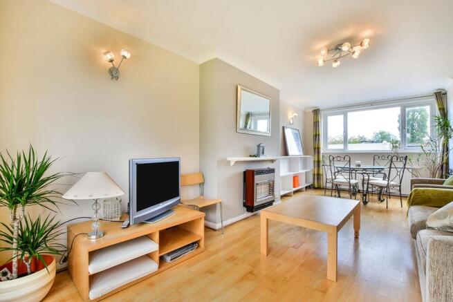 Living Room/Dining R
