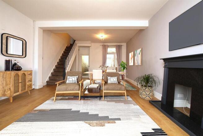 Lounge/Dining Room