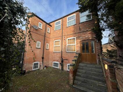 Flats A & B, 70 Cavendish Road, Aylestone, Leicester LE2 7PH