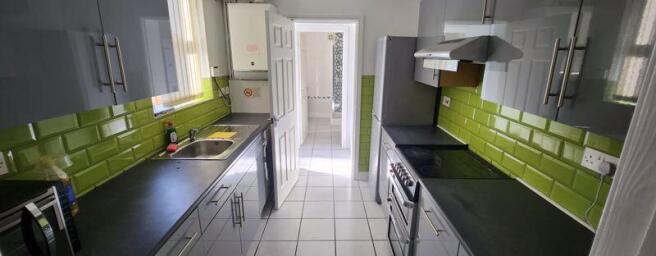 Photo 16
