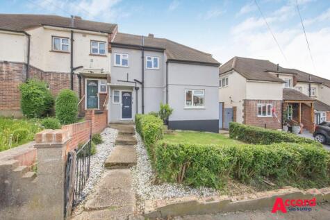 Parkside Avenue, Romford, RM1